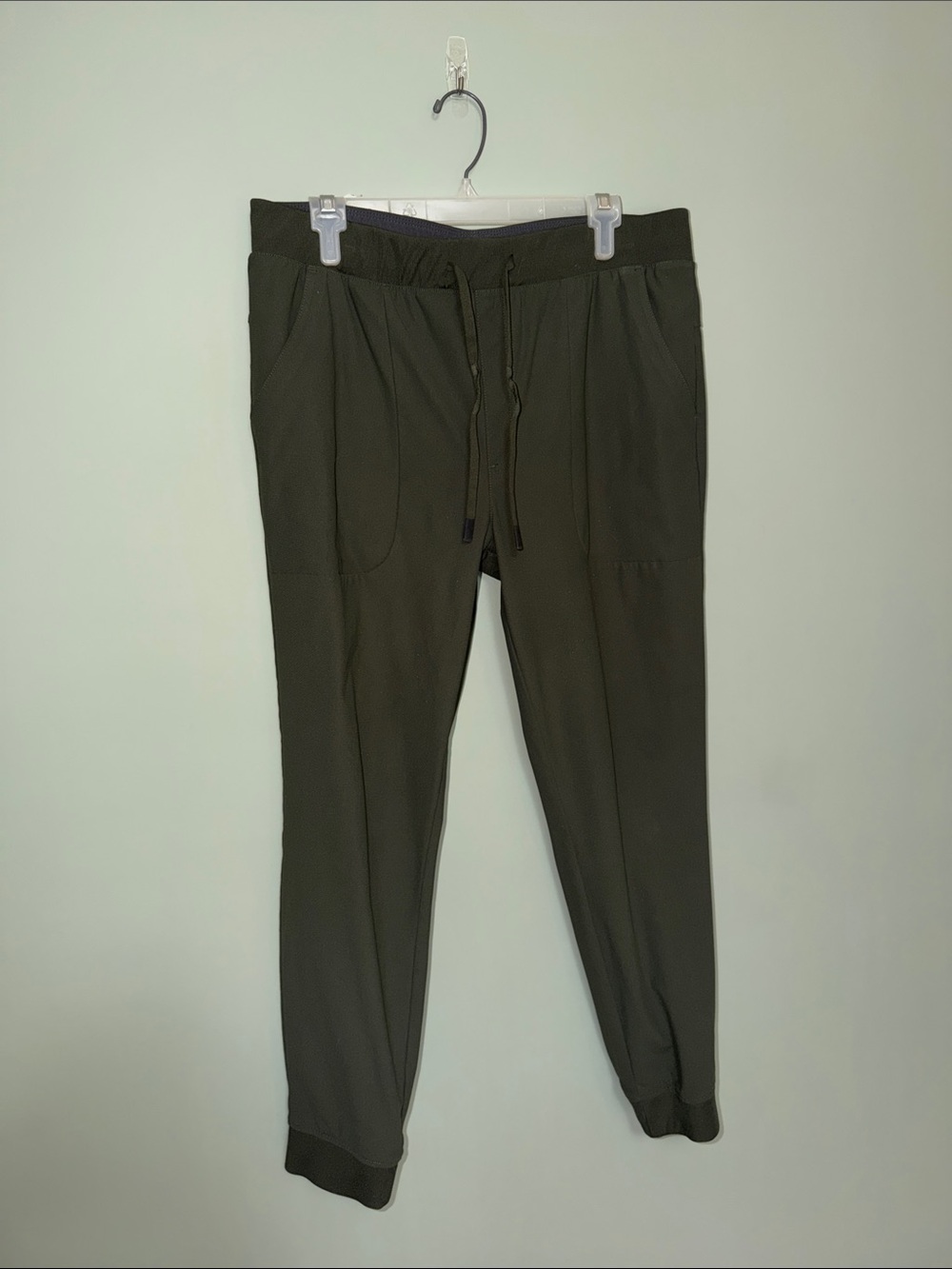 VRST Men’s Performance Jogger Pants Olive Green Large